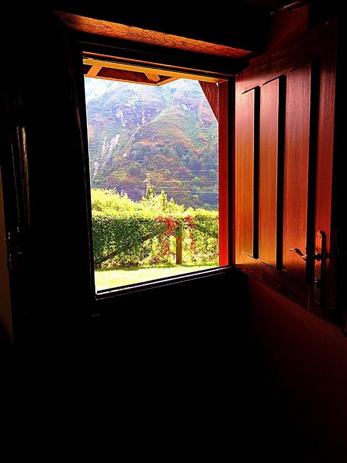 Casa Rural La Riba Sames Exteriör bild