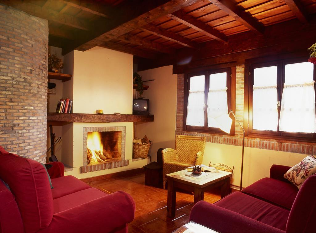 Casa Rural La Riba Sames Exteriör bild